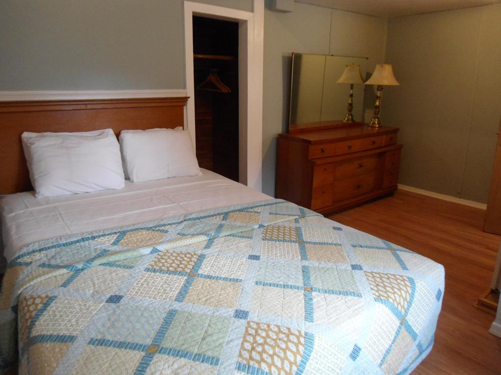 Flower Field Inn And Cottages Stroudsburg Buitenkant foto